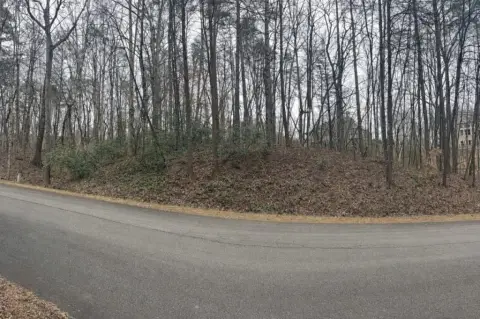 Wooded Homesite Near Lake Lanier