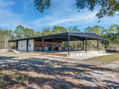 Highway Frontage Commercial Building