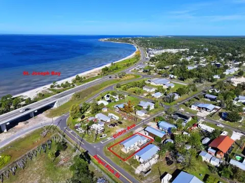 Coastal RV Retreat Opportunity