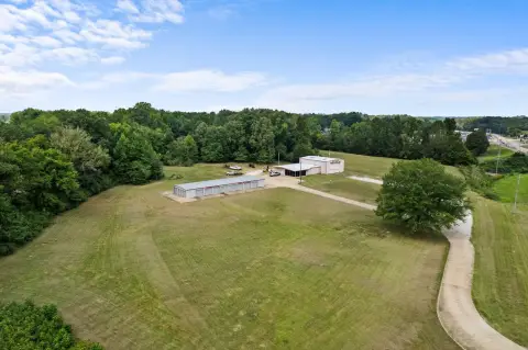 Corinth Commercial Property with Storage