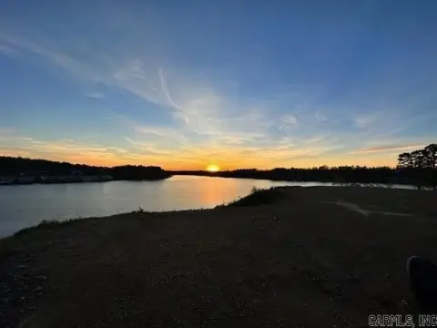 Lake Hamilton Main Channel Lot