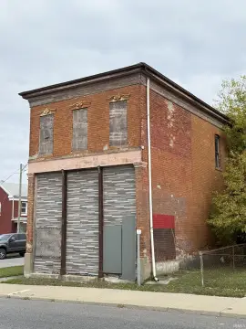 Historic Mixed-Use Building in Fort Wayne
