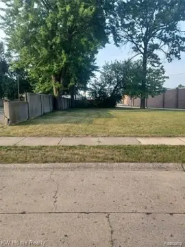 Buildable Lot in Hazel Park