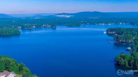 Scottsboro Land in Gated Community