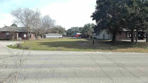 Prime Land Parcel in Pensacola