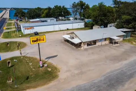 Turn-Key BBQ Restaurant Opportunity