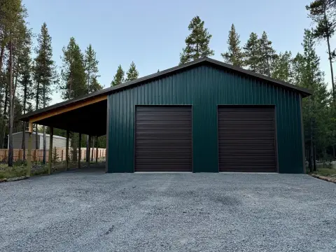 New Custom Shop on Recreational Lot