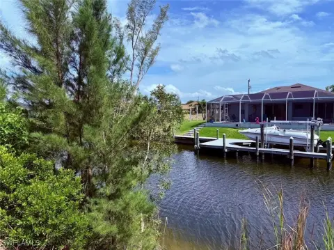 Cape Coral Gulf Access Land
