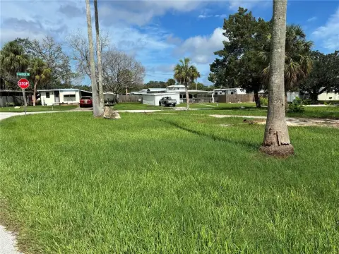 Land in New Port Richey
