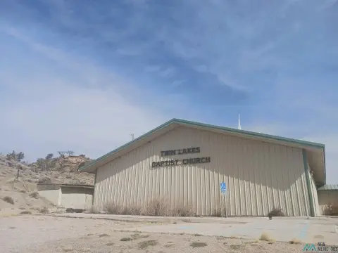 Versatile Building on 5.62 Acres