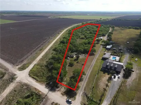6-Acre Residential Lot in Mercedes