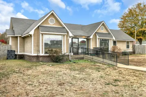 Southaven Commercial Property for Sale