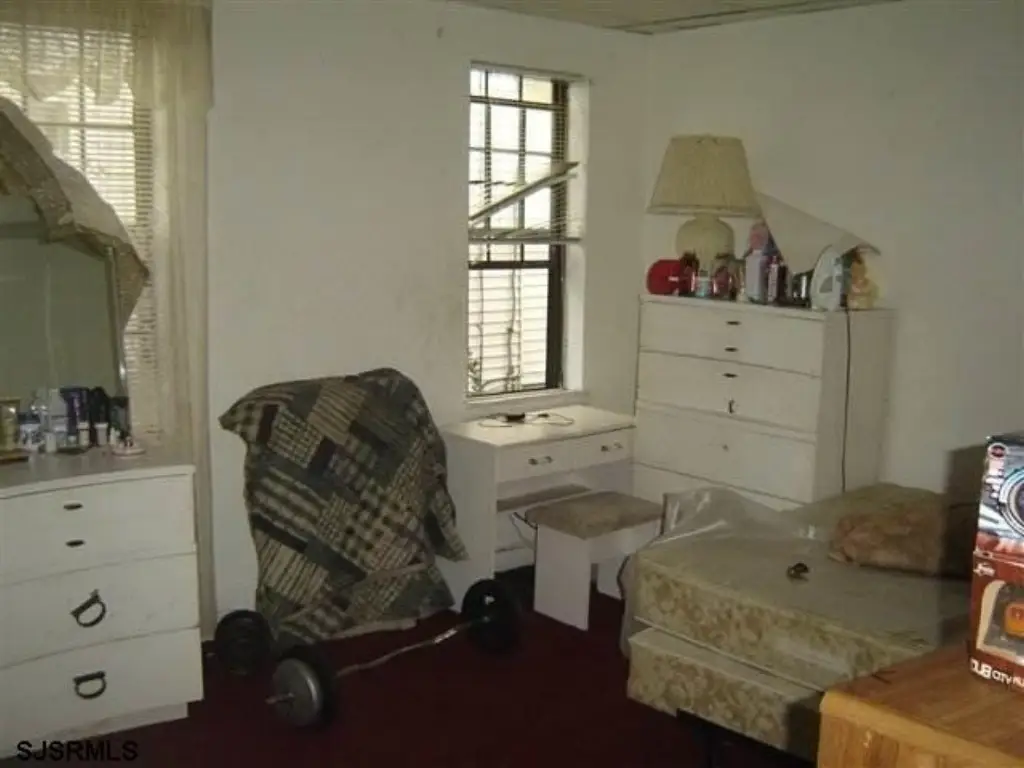 Picture 3