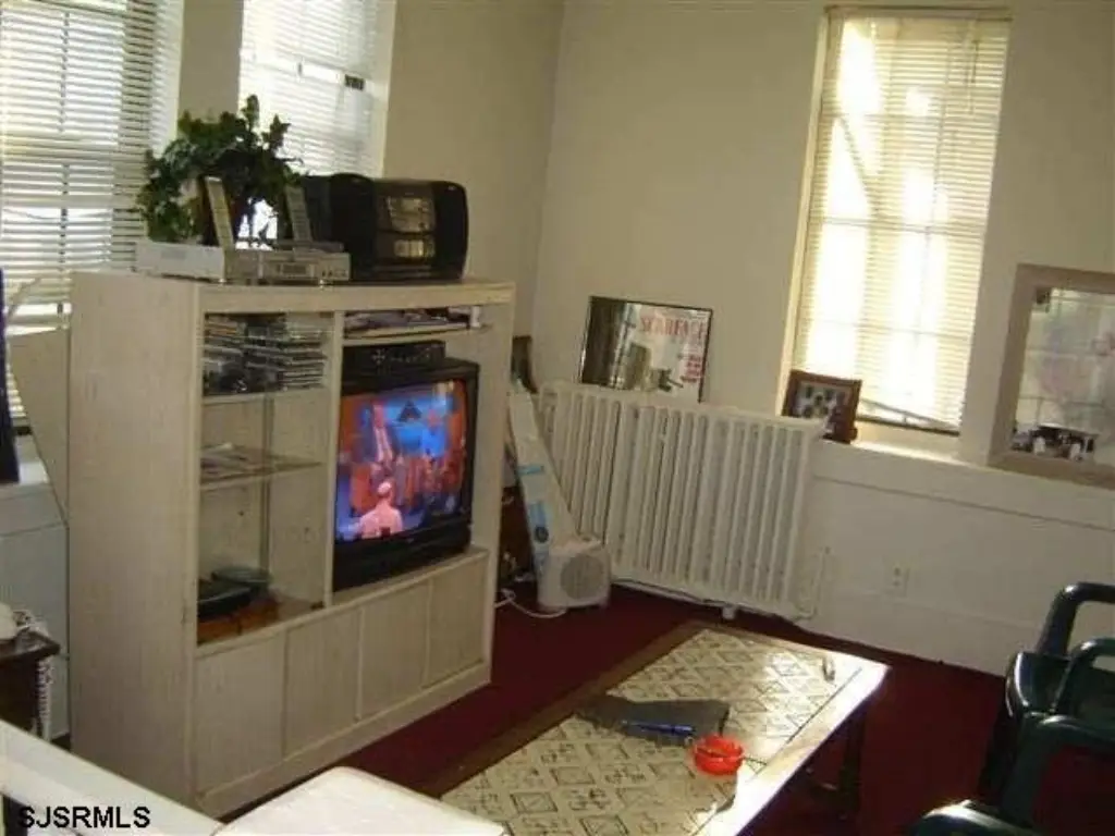 Picture 7