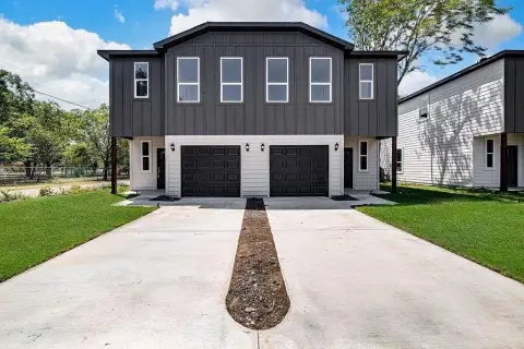 New Cleburne Duplex Investment Opportunity