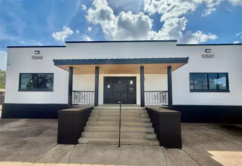 Flex Space with Warehouse Bays