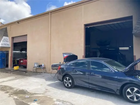 Four Miami Warehouses with Body Shop