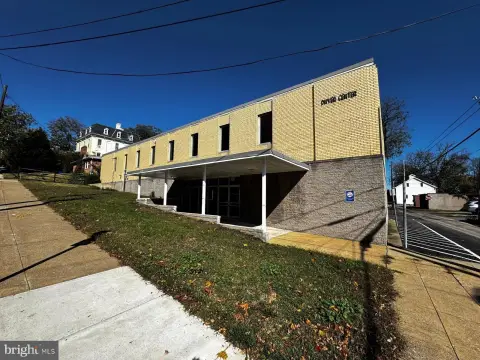 HAGERSTOWN Office Building For Rent