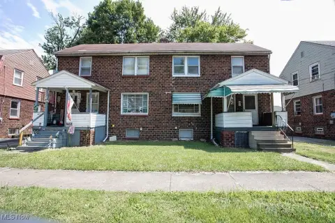 Struthers Duplex with Income Potential