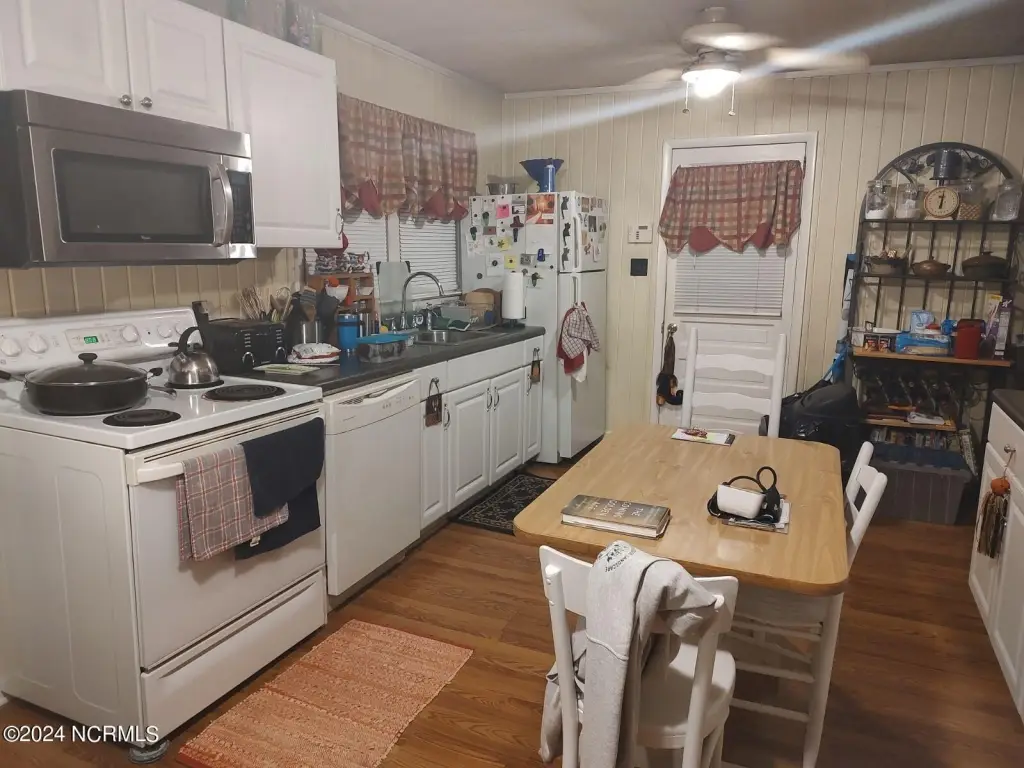 Picture 36