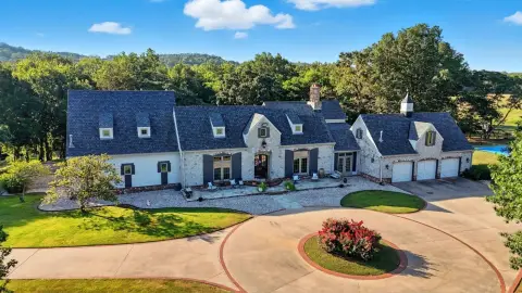 Grove OK Farm/Estate on Creek