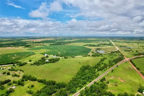 30 Acres Near Highway 77