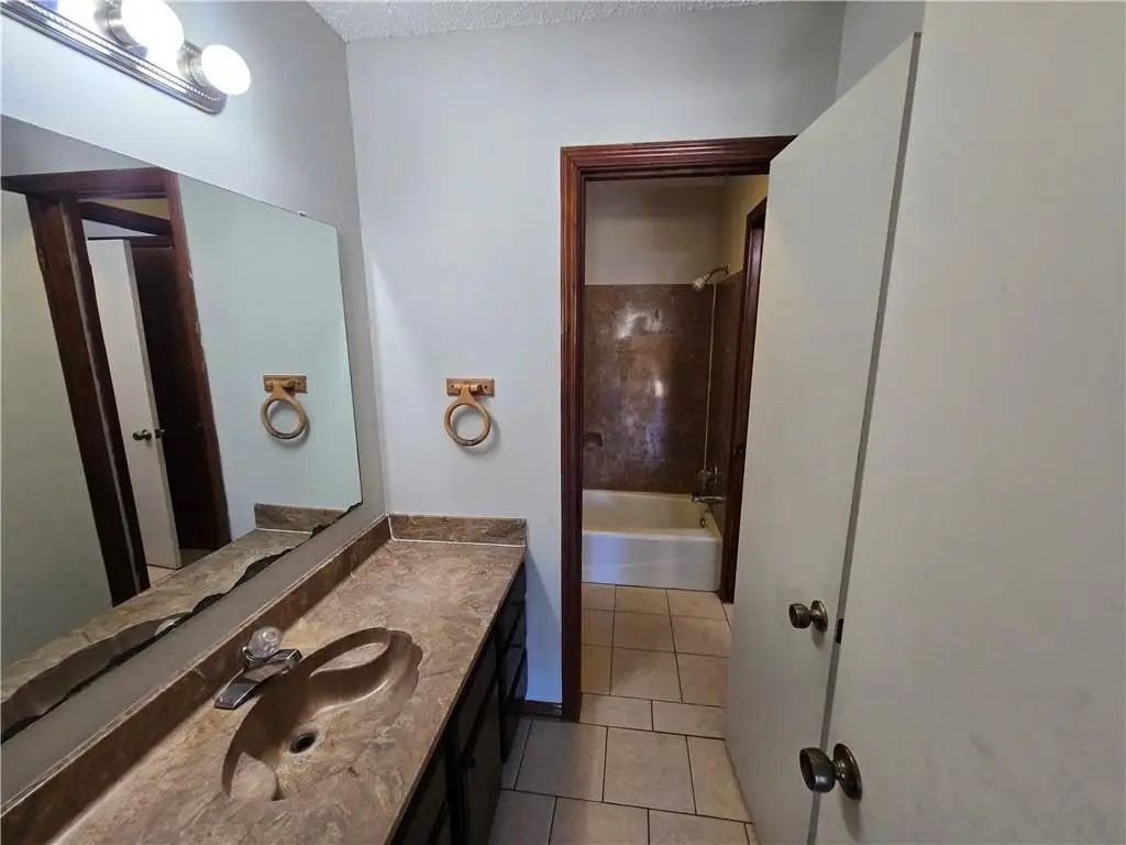 Picture 16