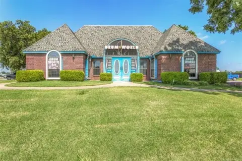 Remodeled Commercial Building in Tulsa