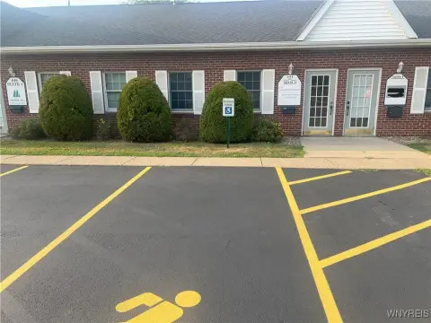 Equipped Dental Office in Buffalo