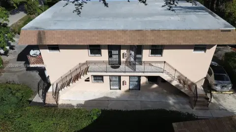 Miami Fourplex in Buena Vista