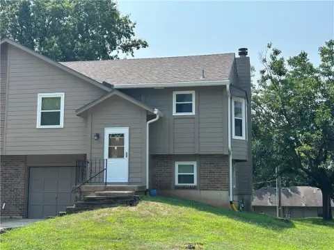Two-Bedroom Duplex with Walkout Basement