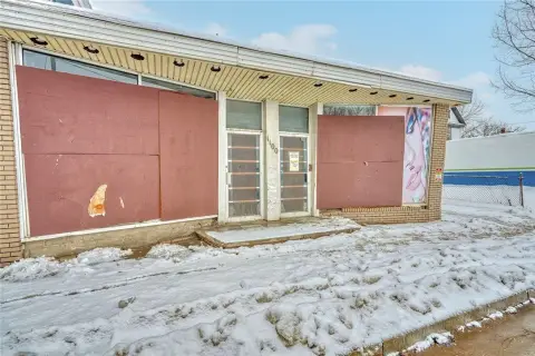 Mixed-Use Property with Residential Income