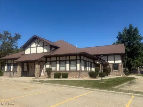 Professional Office Space in Strongsville