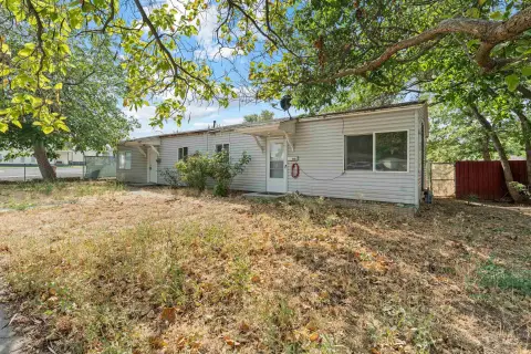 Duplex with Fenced Yard