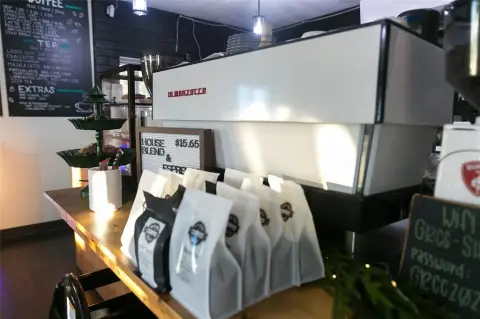 Turnkey Coffee Shop on Highway