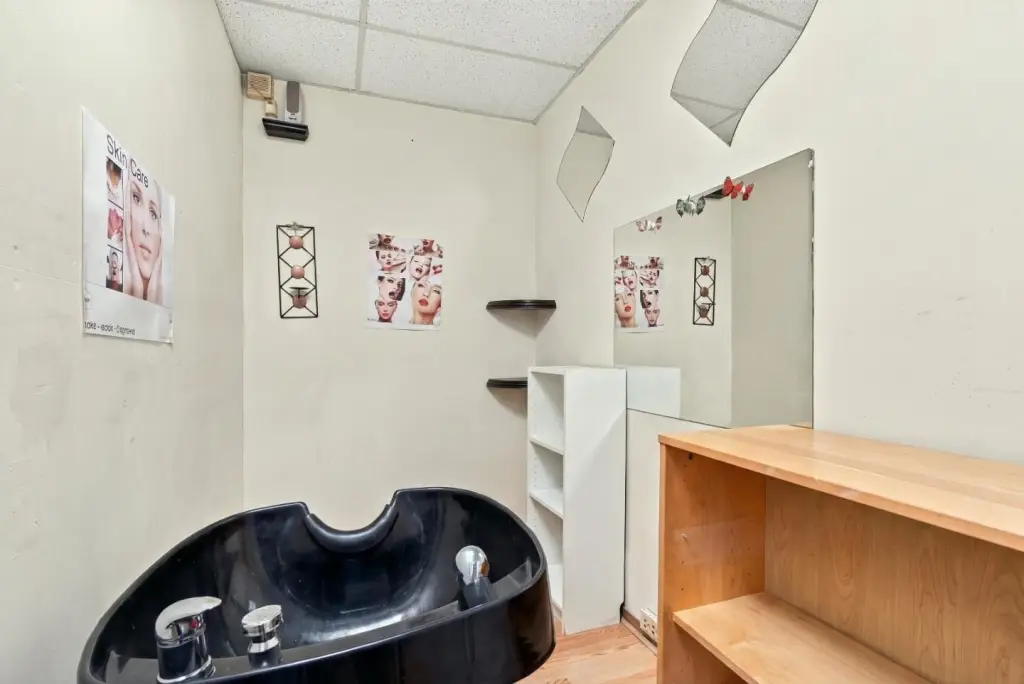 Picture 10