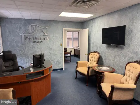 Office Condo Near Highways