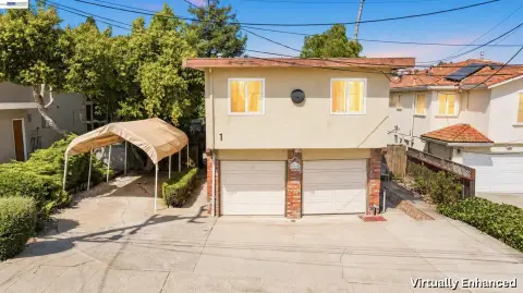 Triplex with Outdoor Space