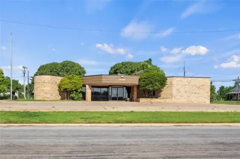 Custer City Freestanding Office Building