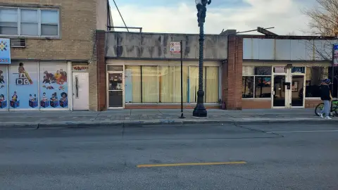 Chicago Storefront with Parking