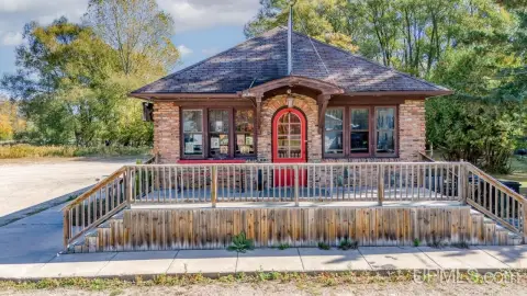 Turnkey Tavern in Gladstone, MI