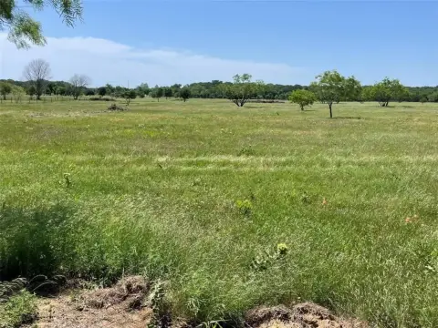 Residential Land in Oak Point