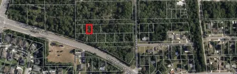 Residential Land in Chuluota, FL