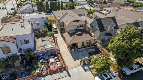 Duplex Near USC: Investment Opportunity