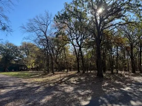 Wooded Lot Near Lake Texoma
