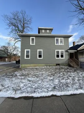Racine Duplex with Investment Potential