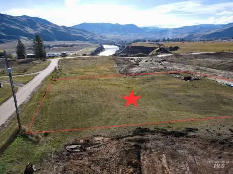 Land with Stunning Views