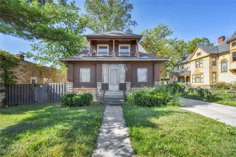 Bedford Triplex: Cash Flowing Investment