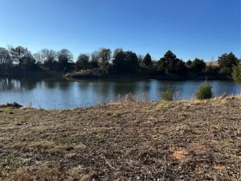 Waterfront Lot in Summit Ranch