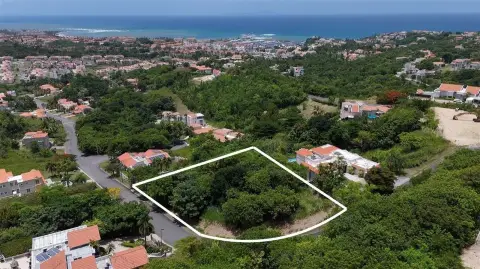 Waterfront Corner Homesite